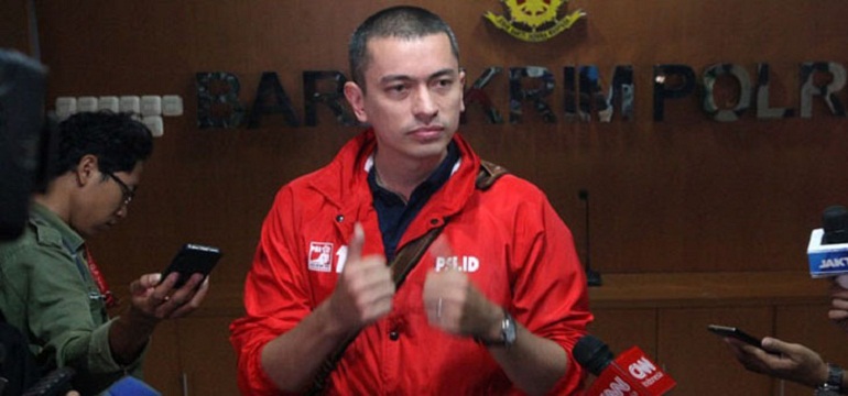 Rian Ernest  (PSI) Menyebarkan Berita Bohong, Dilaporkan ke Polda Metro Jaya oleh Taufiqurrahman (Demokrat)