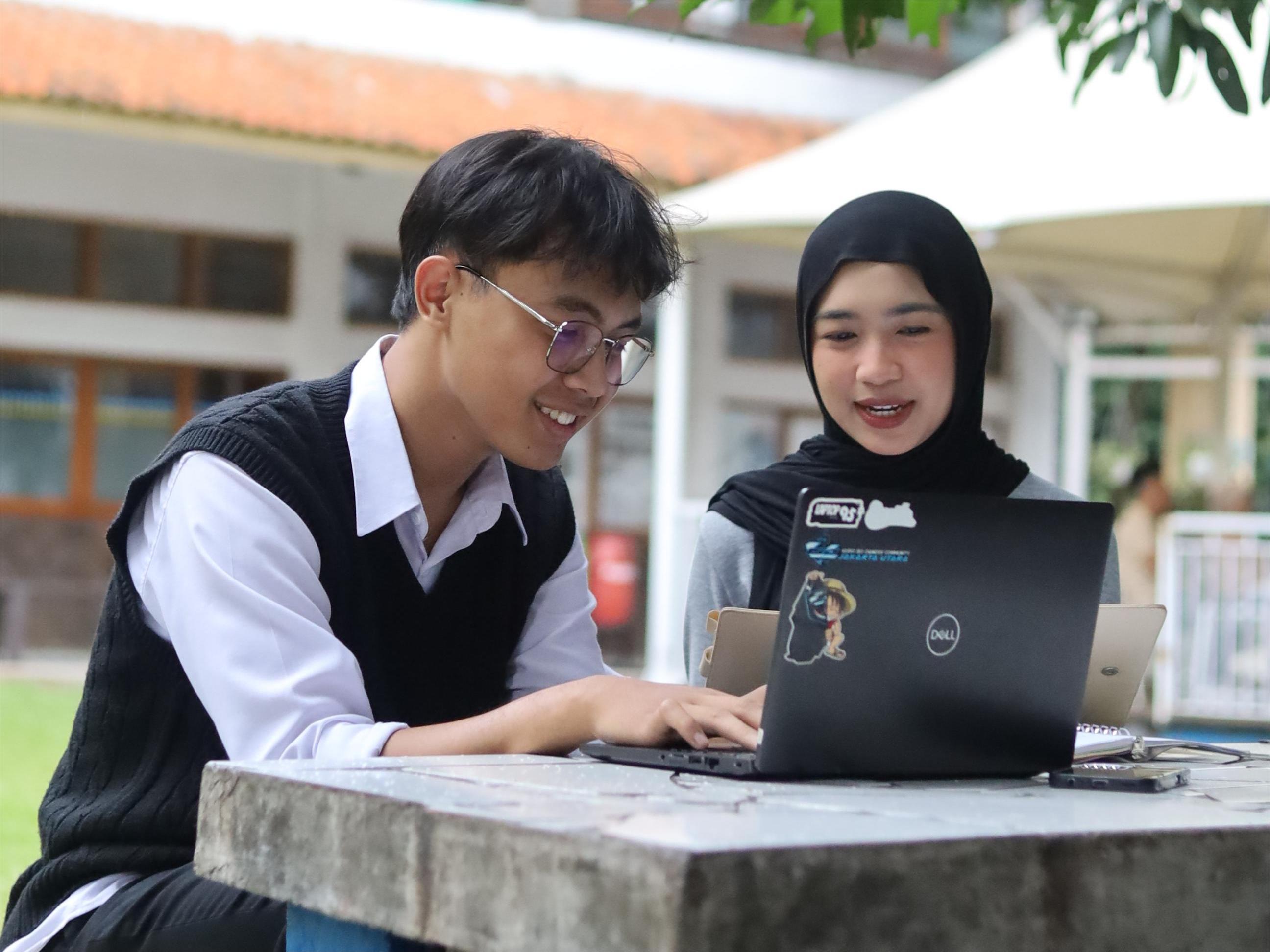 Biaya Kuliah S1 Sistem Informasi Per Semester Hanya 5,5 Juta Cek Biaya Kuliah Di Masoem University