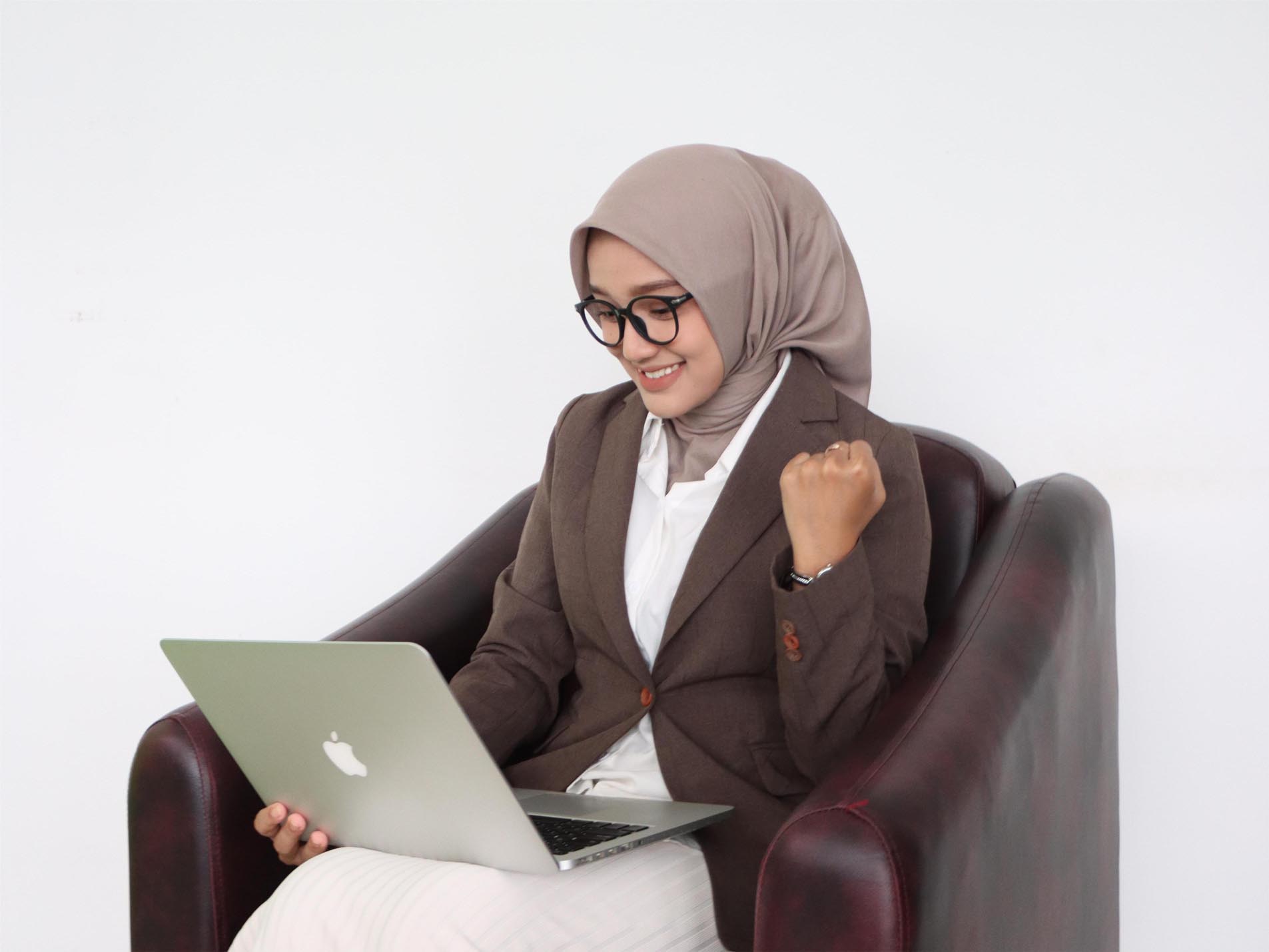 Kenapa Prospek Jurusan Perbankan Syariah Bikin Kaya dan Berapa Biaya Kuliahnya Sekarang?