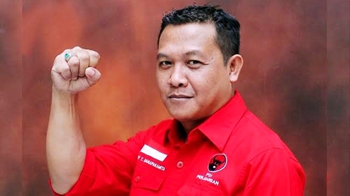 Menelusuri Jejak Politik Sonny Tri Danaparamita: Profil Menarik dari PDI-P Jawa Timur III