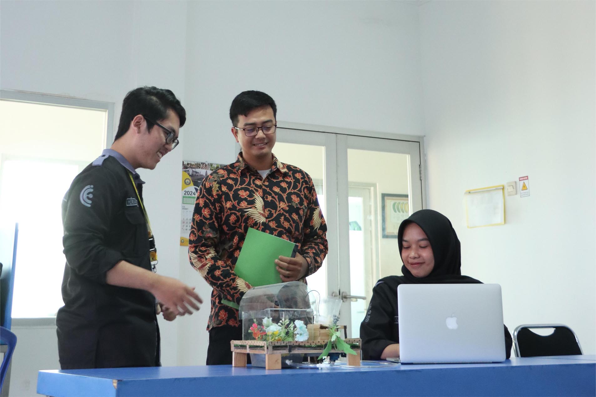Apa Saja Mapel Pendukung Jurusan Teknik Industri dan Bagaimana Cara Cari Kuliah Kelas Karyawan Murah