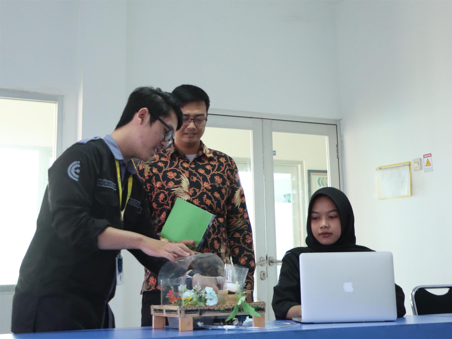 Bagaimana Menilai Kurikulum Universitas Swasta untuk Jurusan Teknik Industri Agar Sesuai Kebutuhan Industri?