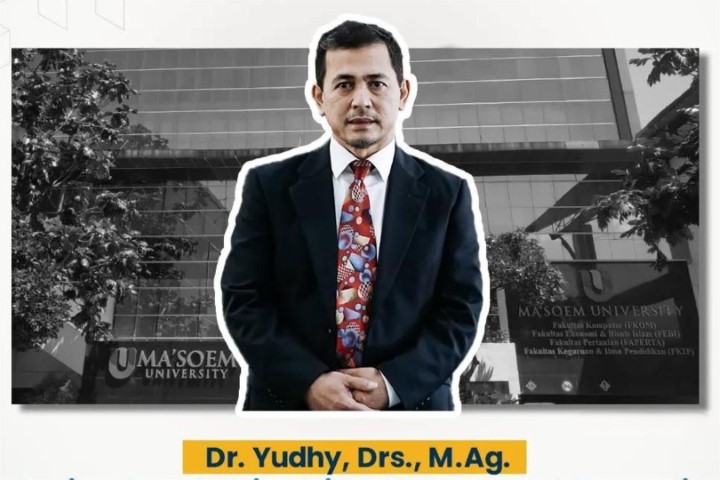Berikut profil dosen berprestasi Al Ma'soem Dr Yudhy pakar hukum islam dengan rekam jejak akademik doktoral otoritatif