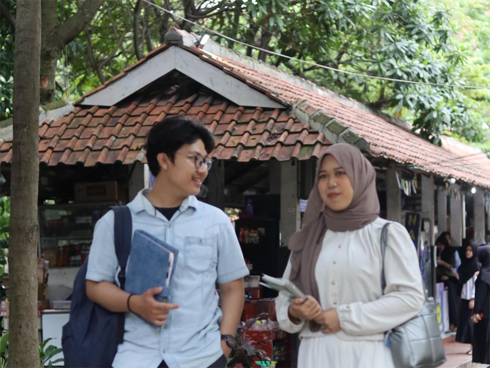 Masih Cari Kampus Karena Biaya PTN Mahal? Kenapa Tidak Coba S1 Pendidikan Bahasa Inggris Sini?